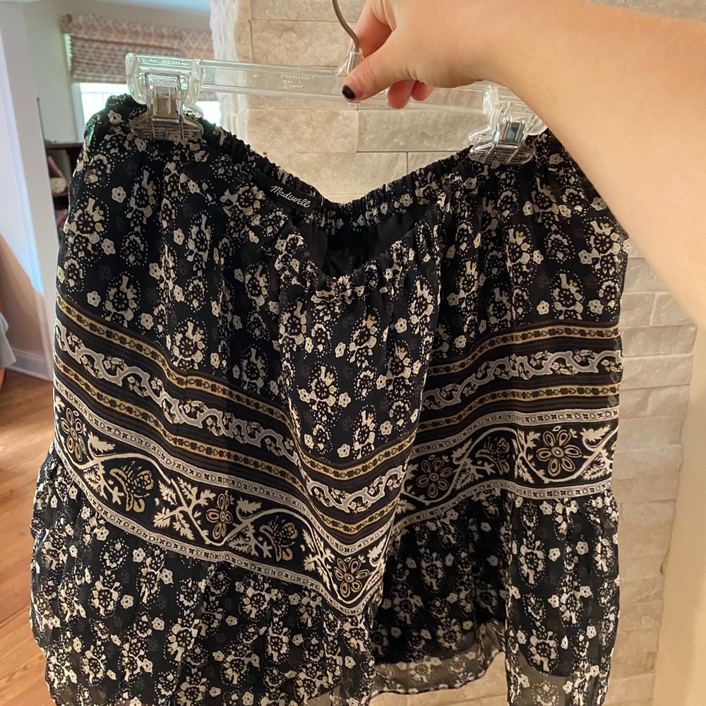 Patterned skirt - Picture 4 of 4